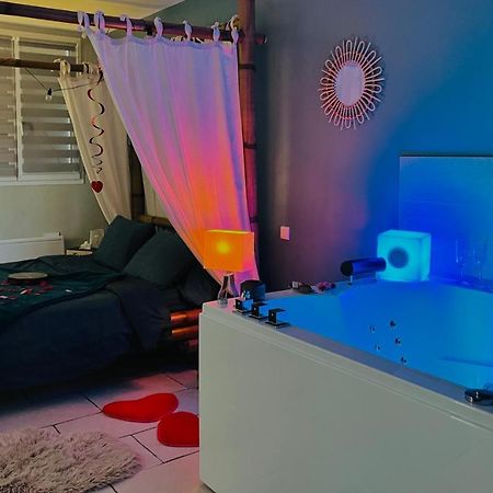 Appartement Jacuzzi 4 Etoiles Beaute - Mbroom Var Puget-sur Argens Buitenkant foto