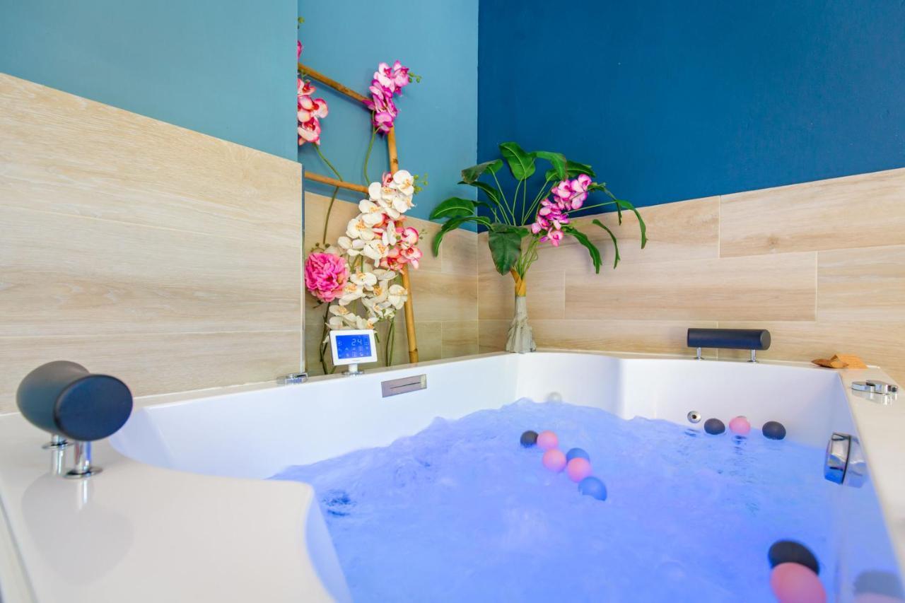 Appartement Jacuzzi 4 Etoiles Beaute - Mbroom Var Puget-sur Argens Buitenkant foto